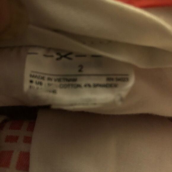 Banana Republic checkered coral and white shorts - Picture 3 of 7